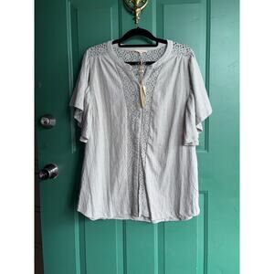 Easel large ladies gray top new